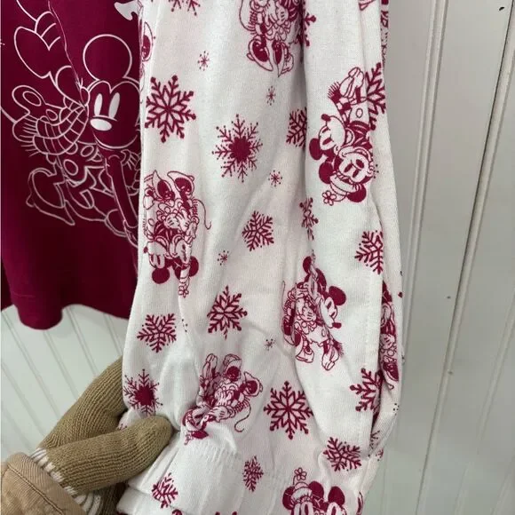 Disney Fuchsia Mickey Mouse winter wonderland pj set - Picture 4 of 6